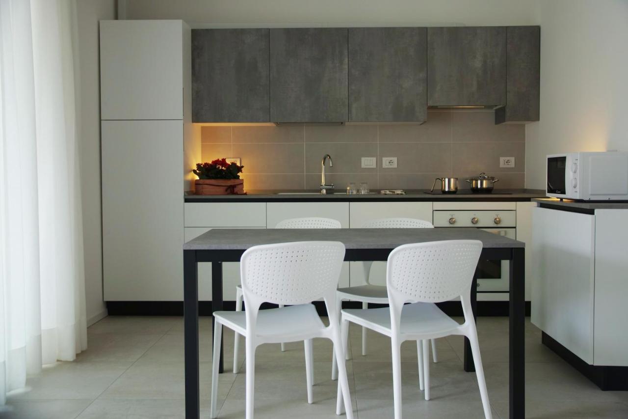 Cala Blu Residence Con Piscina-Centralissimo ลิโดดิเยโซโล ภายนอก รูปภาพ